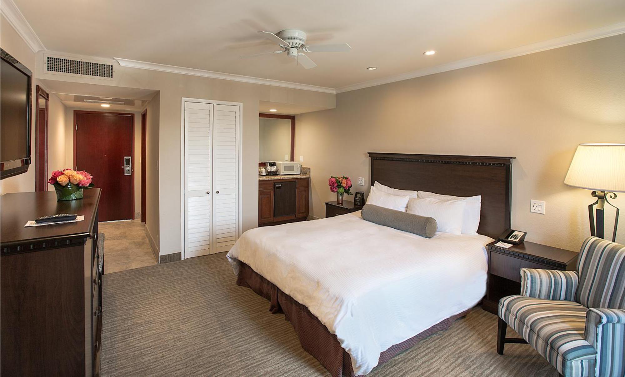 Superior King Room,1276042606:JPEG